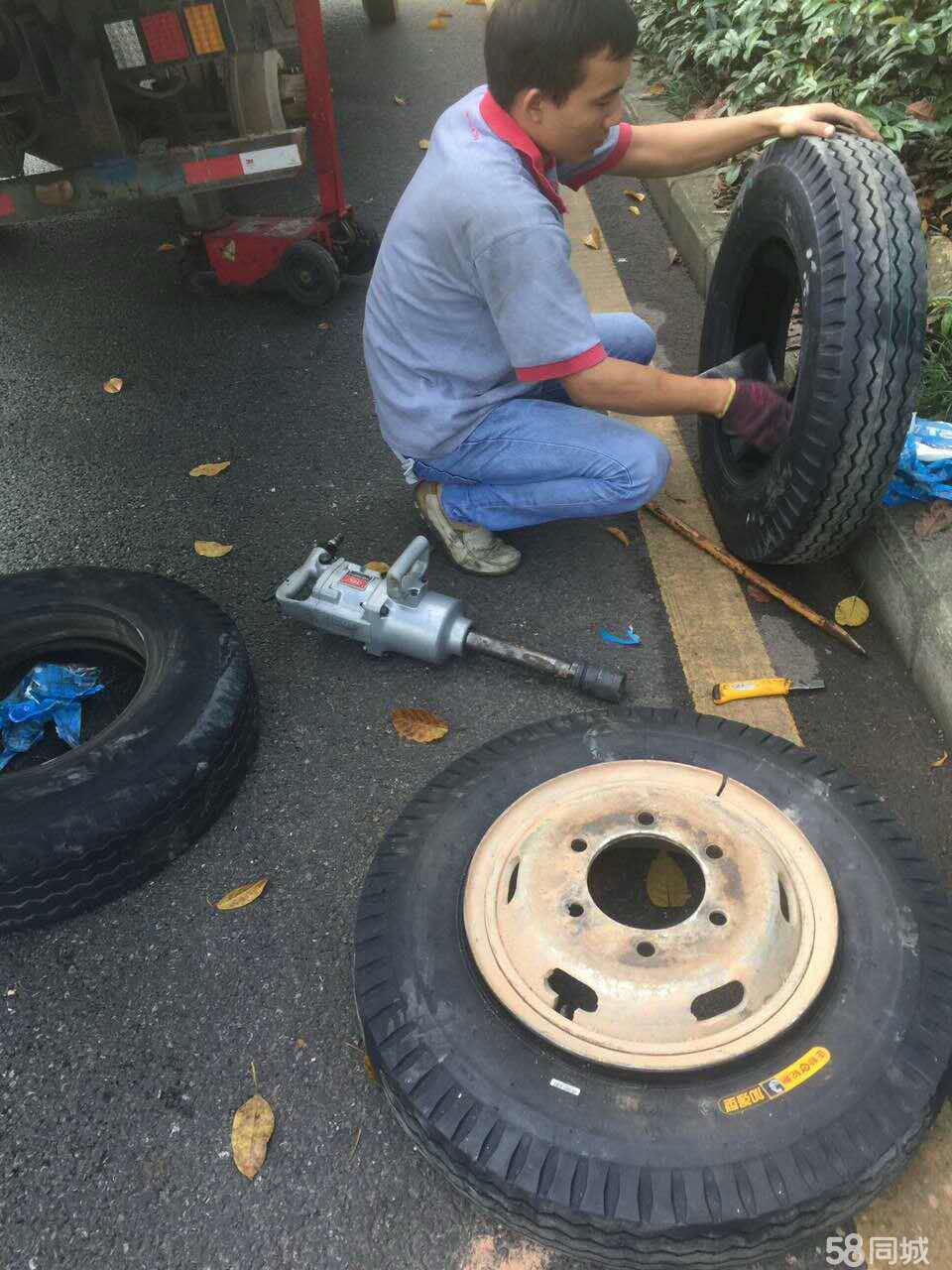 全市附近道路救援//高速救援拖车//电话号码